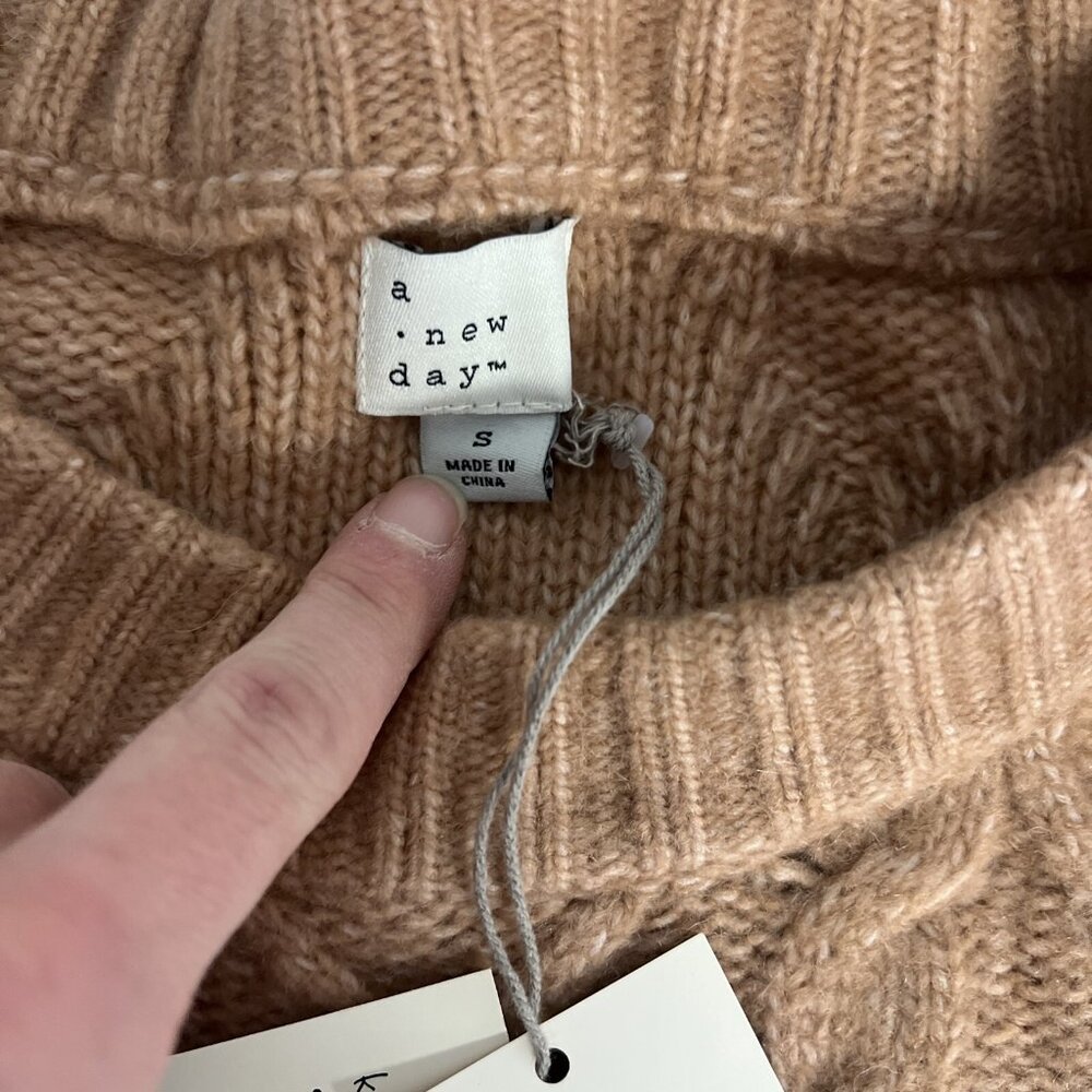 NWT A New Day Womens Cable Knit Sweater W/ Rhinestones Light Brown Small - Picture 4 of 8